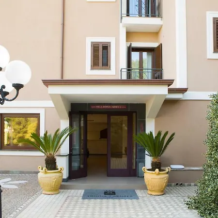 ホテル Donna Carmela 4*